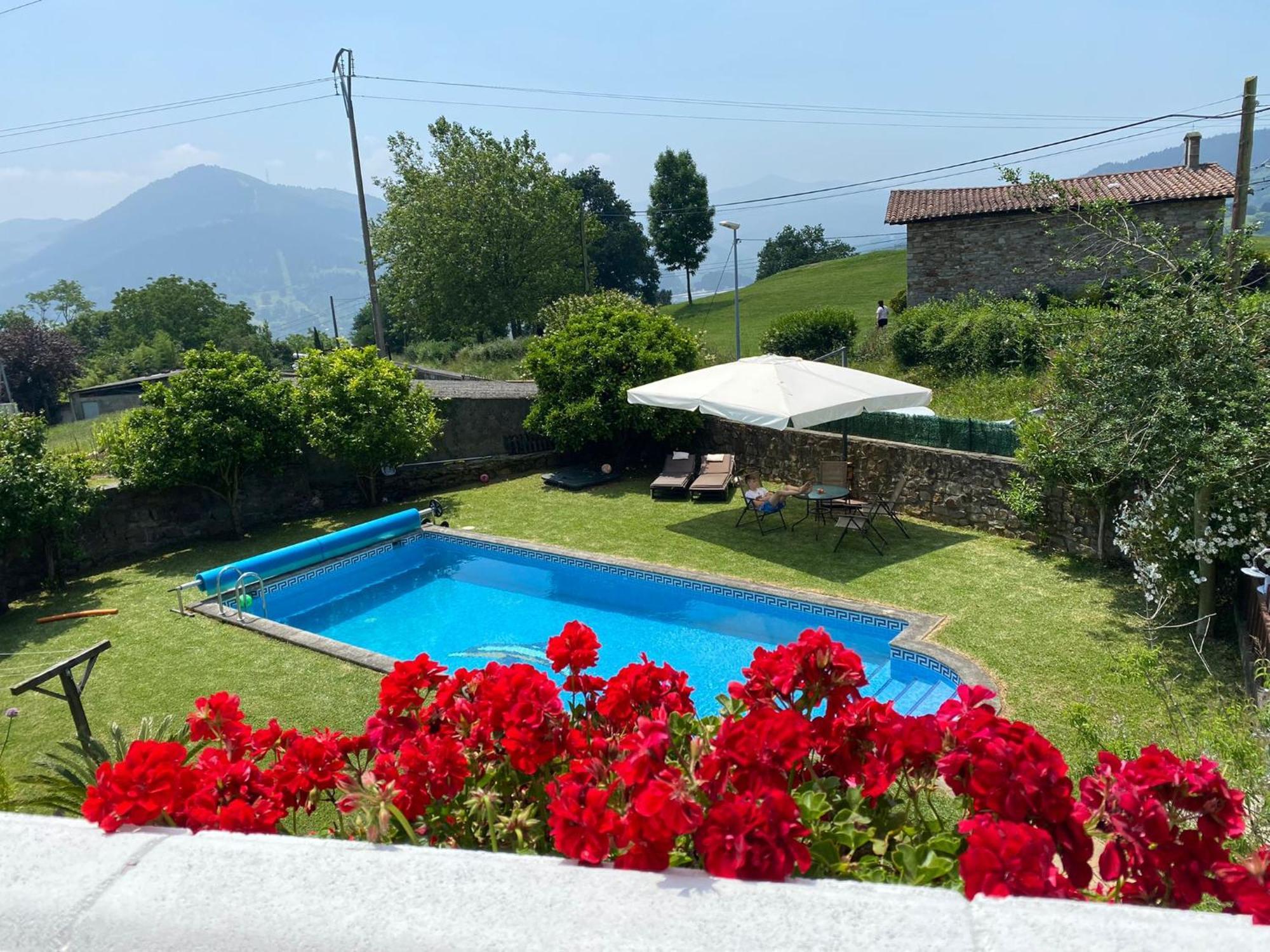 Apartament Bilbo Near Atico Rural Con Terraza Basauri Zewnętrze zdjęcie