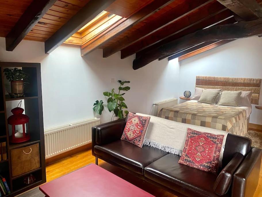 Apartament Bilbo Near Atico Rural Con Terraza Basauri Zewnętrze zdjęcie